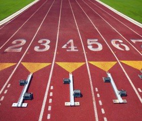 技术故障突袭诺坎普，VAR系统上半场失灵引发巴萨对阵巴列卡诺争议