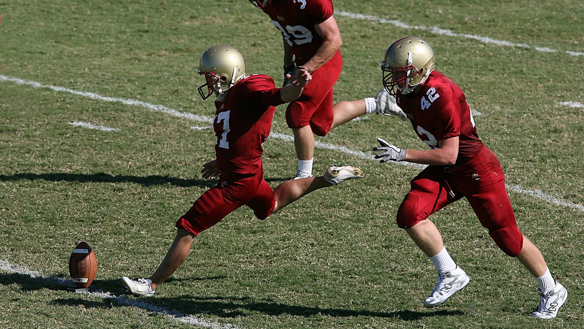 乌兹别克斯坦主帅卡帕泽公开澄清，从未与中国足协接触，专注国家队备战